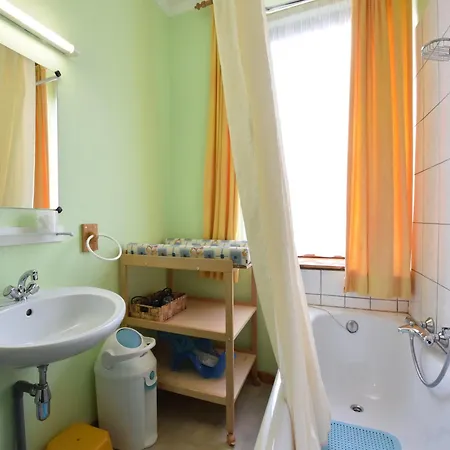 Lovely In Marcourt, Cleaning Included Vakantiehuis Marcourt