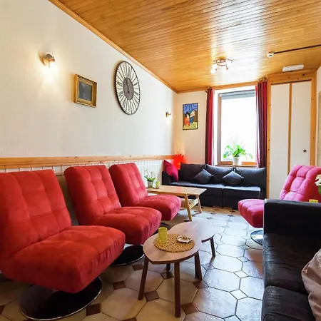 Vakantiehuis Lovely In Marcourt, Cleaning Included
